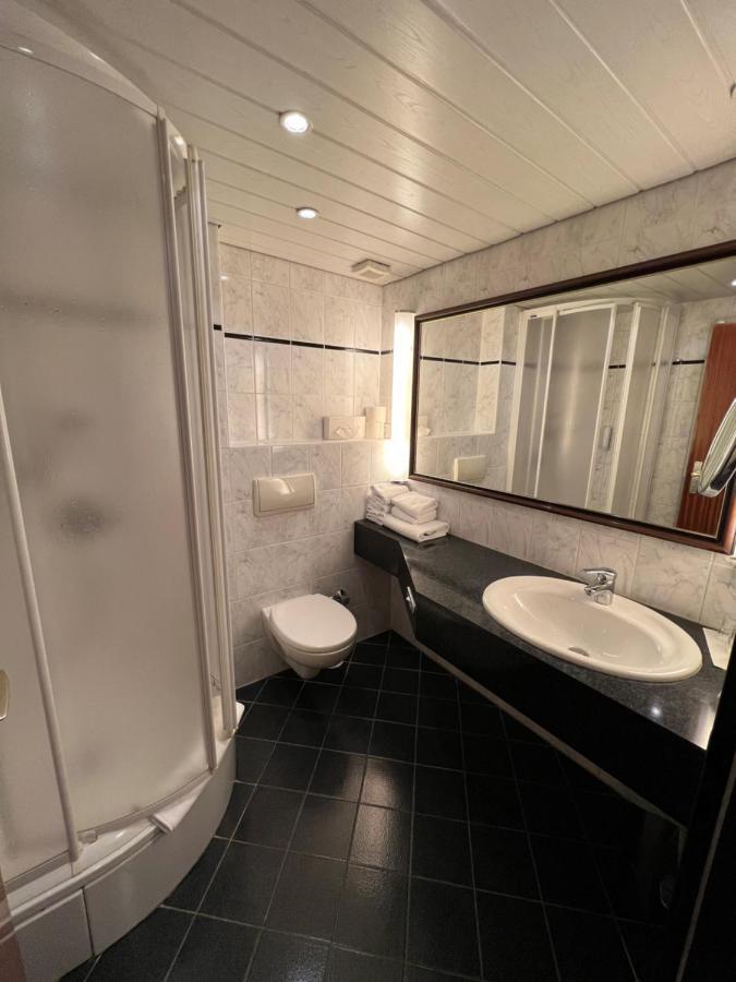 Hotel Exquisit Минден Екстериор снимка