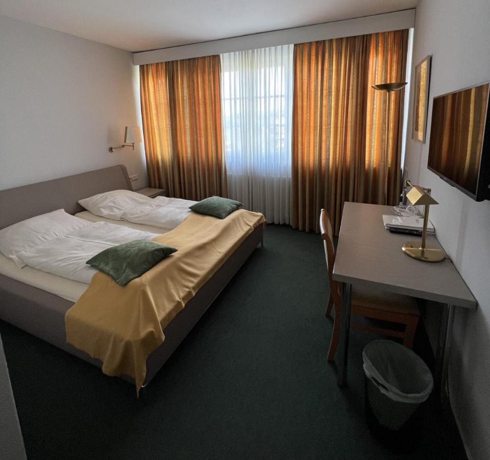 Hotel Exquisit Минден Екстериор снимка